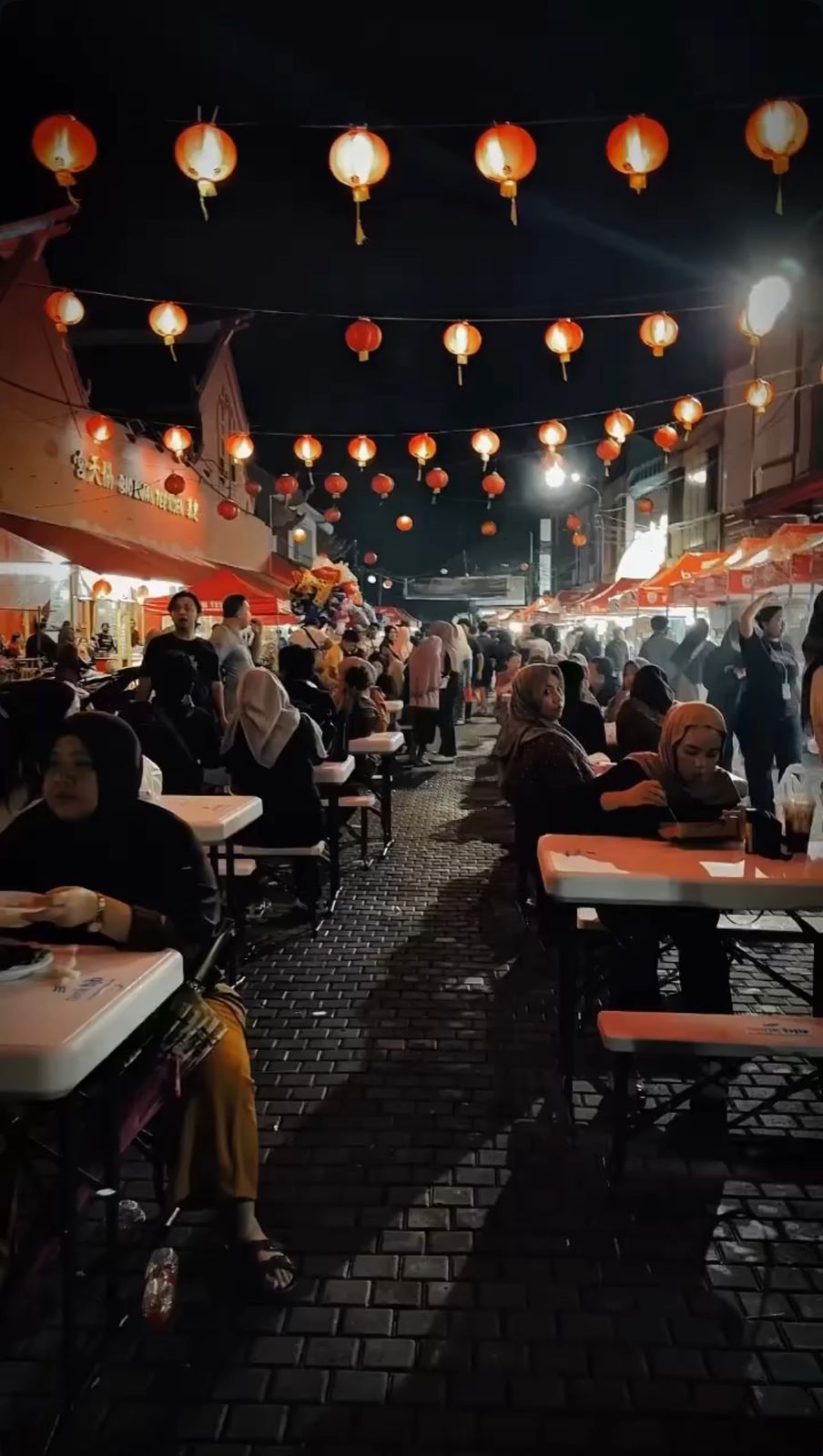 Teras Terbuka